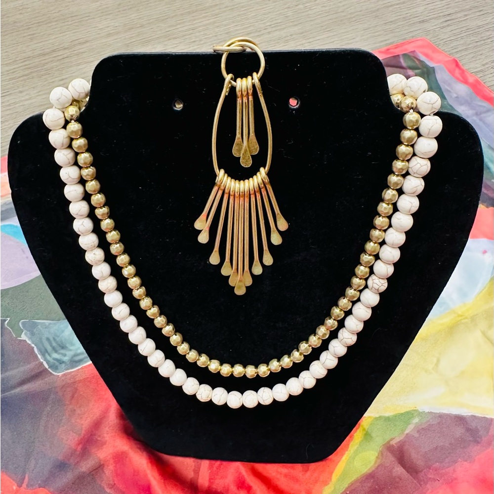 Gold and White Beaded Layered Necklace Set